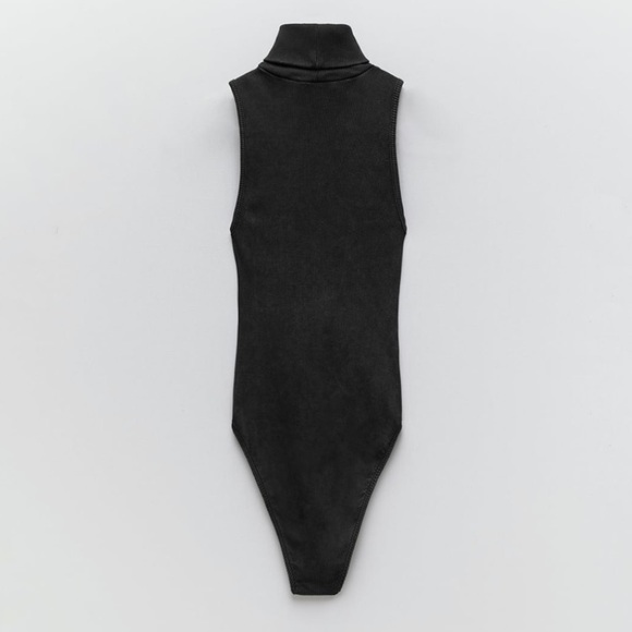 𝗡𝗪𝗧 𝗭𝗮𝗿𝗮 • Washed Effect Ribbed - Picture 5 of 7